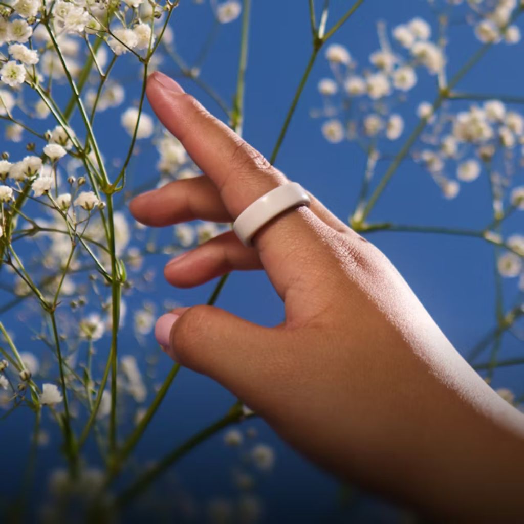 Oura Ring 4 Keramik - Wolke - Image 5