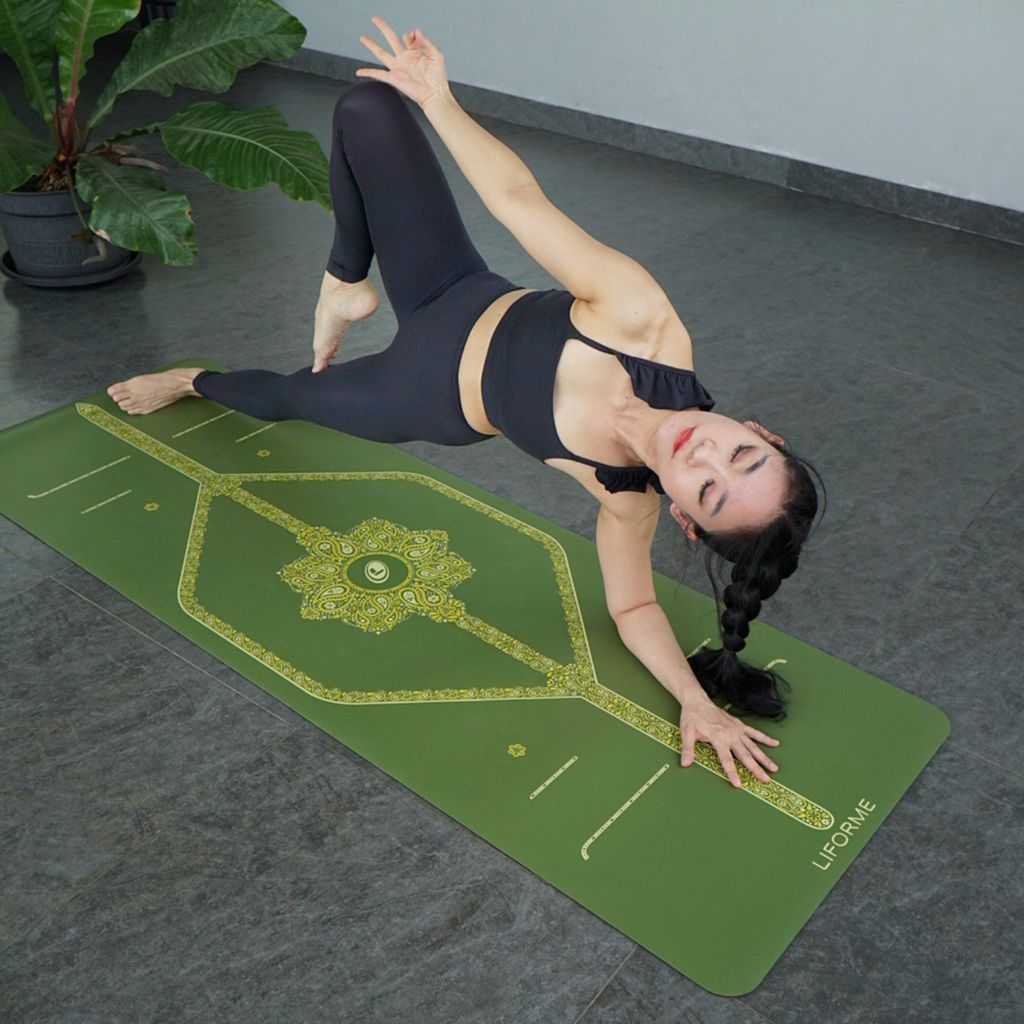 Liforme Paisley Passion Yoga Mat - Olive - Image 5