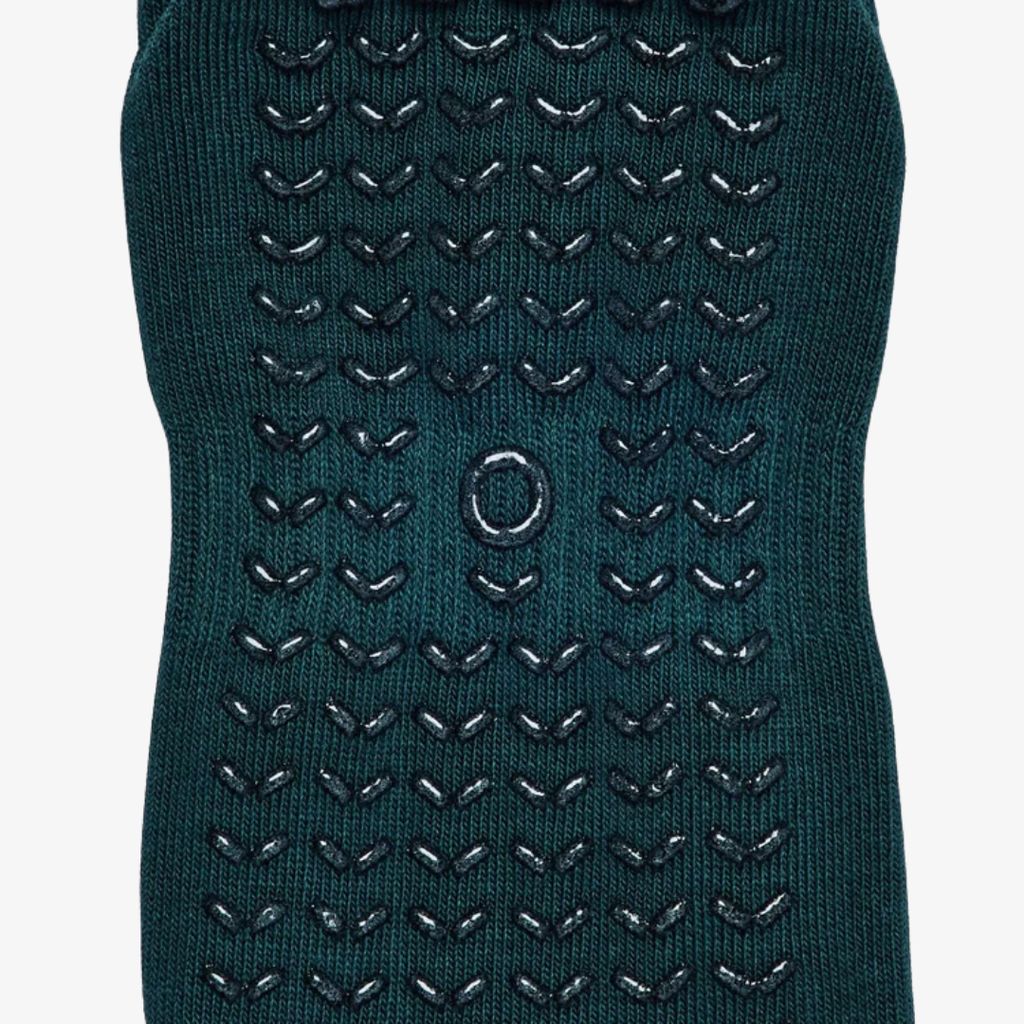 ÔWEAR Crew Sporty Stripes Pilates Grip Socken - Waldgrün - Image 3