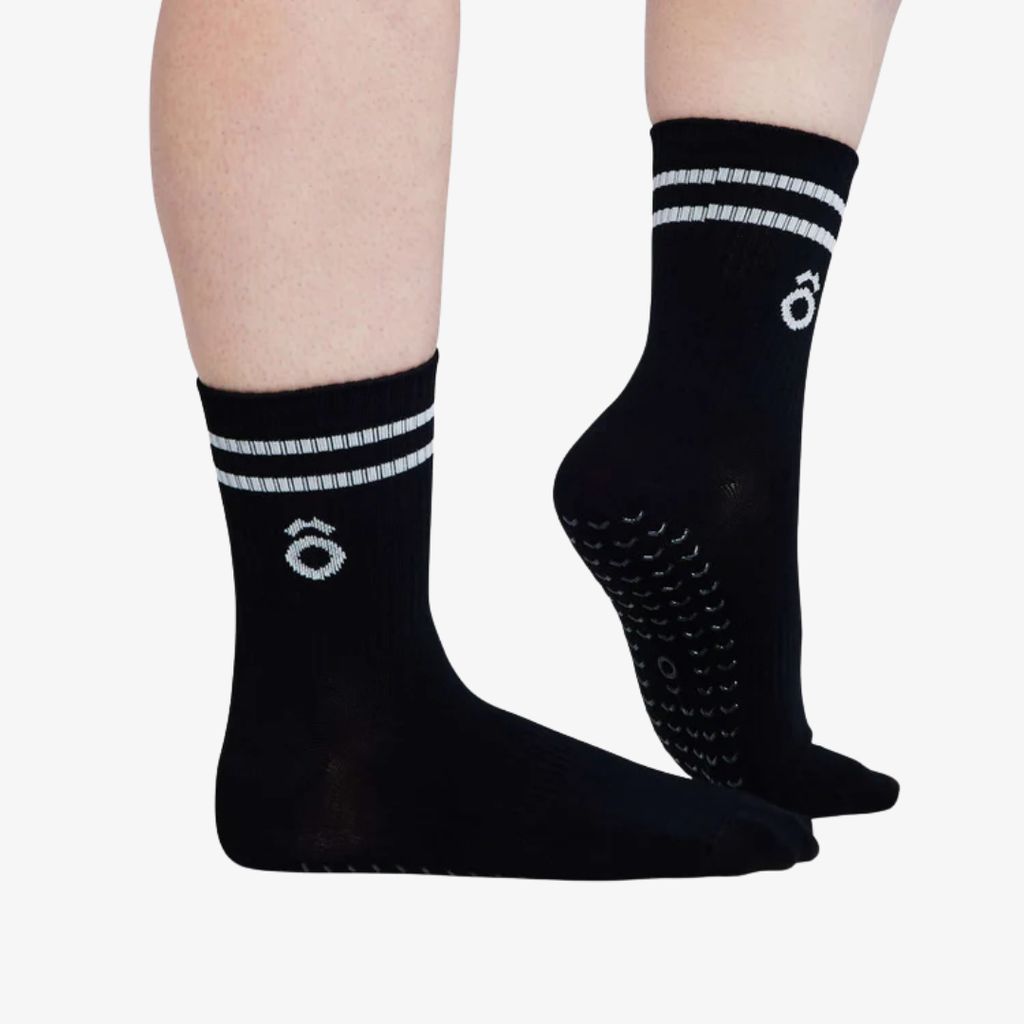 ÔWEAR Crew Sporty Stripes Pilates Grip Socken - Schwarz - Image 5